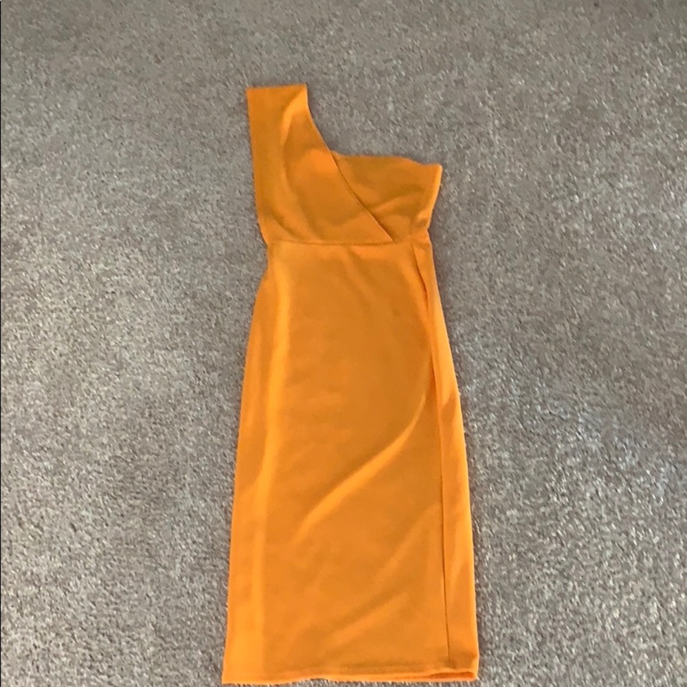 One shoulder